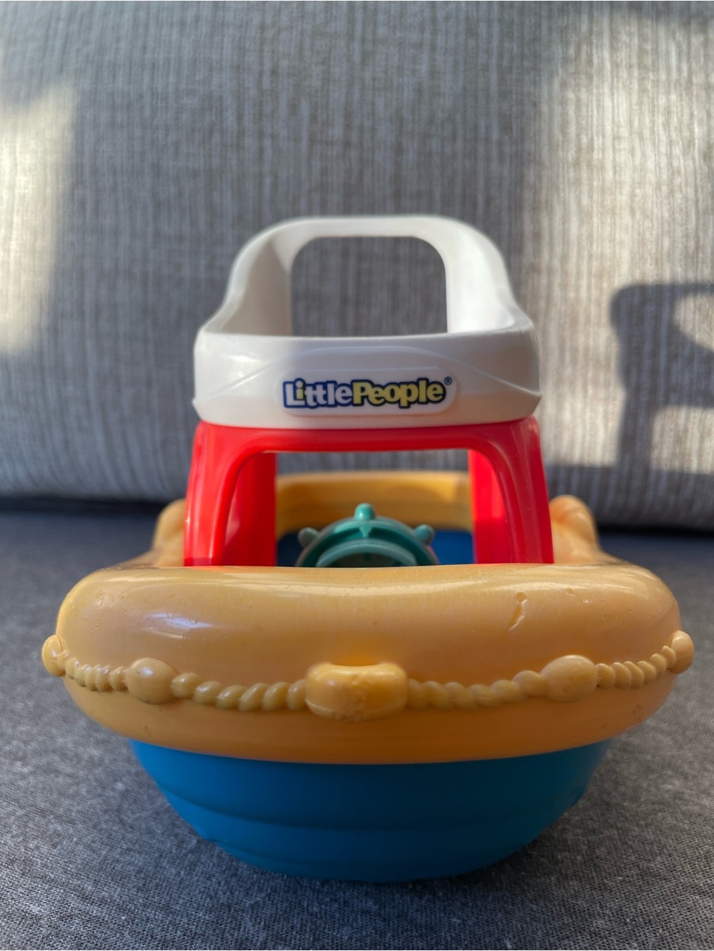 Fisher-Price Little People Floaty Tug Boat Bath Water Toy Mattel 2014